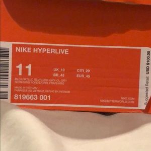 Nike Hyperlive